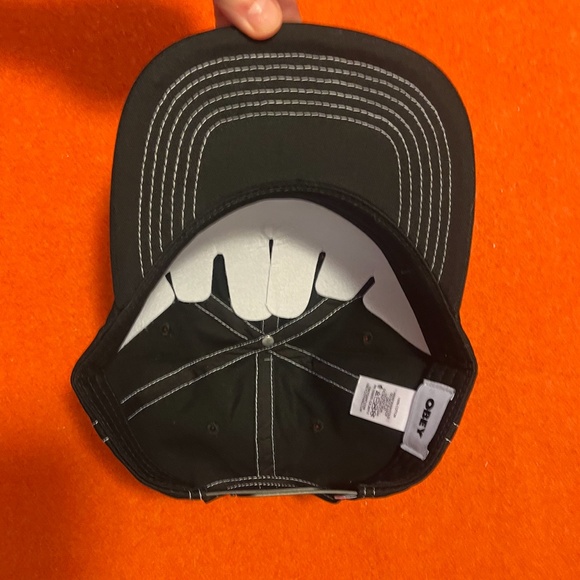 Obey black 100% cotton small logo topstitched cap NWT - Picture 5 of 8
